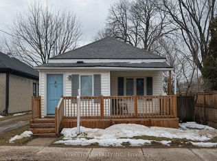 12 Cavendish Cres, London, ON N6H 1A2