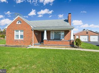 12031 Country Club Rd, Waynesboro, PA 17268