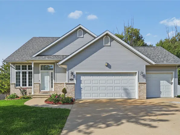 2532 31st St SW, Cedar Rapids, IA 52404