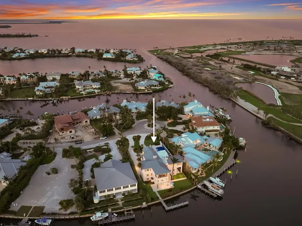 1611 Gaspar Dr S, Boca Grande, FL 33921