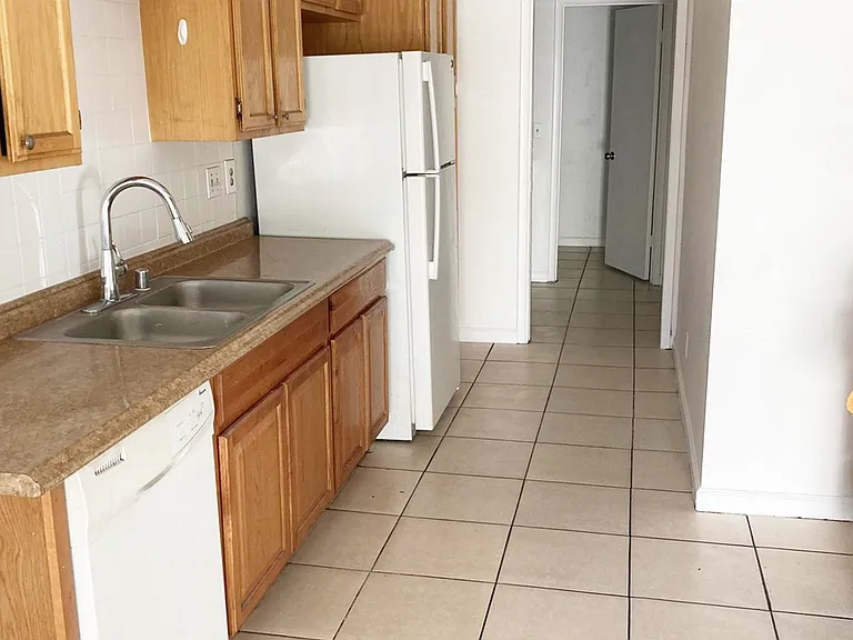 4461 Buena Vista Dr — Photo 7