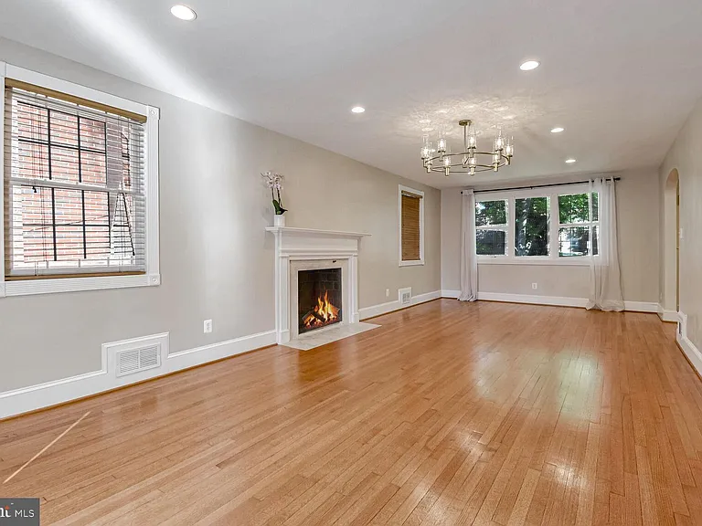 8112 Eastern Ave NW — Photo 7
