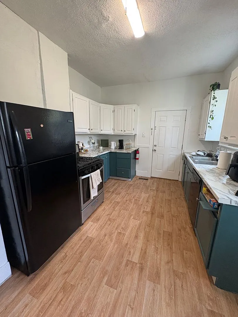 1629 Forrest Drive — Photo 3