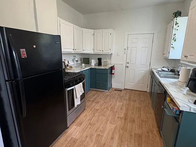 1629 Forrest Dr — Photo 3
