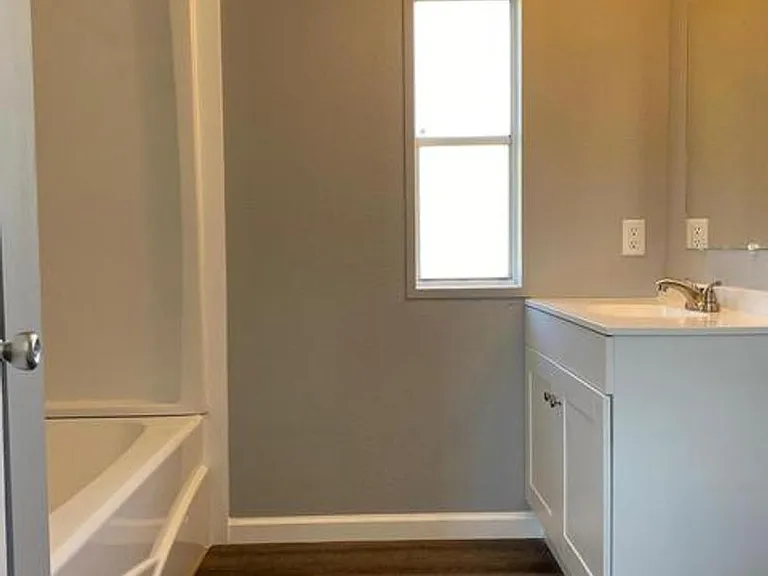 148 Williamson Rd — Photo 11