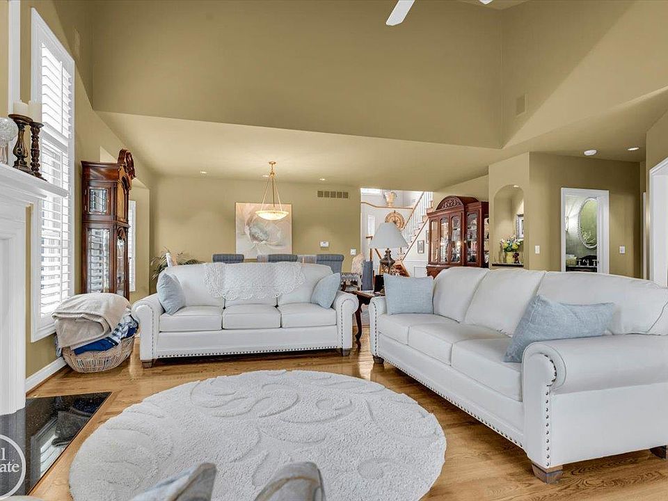 7827 S River Rd, photo 28