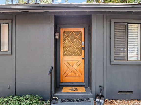 2nd image of 1018 Anita Ave