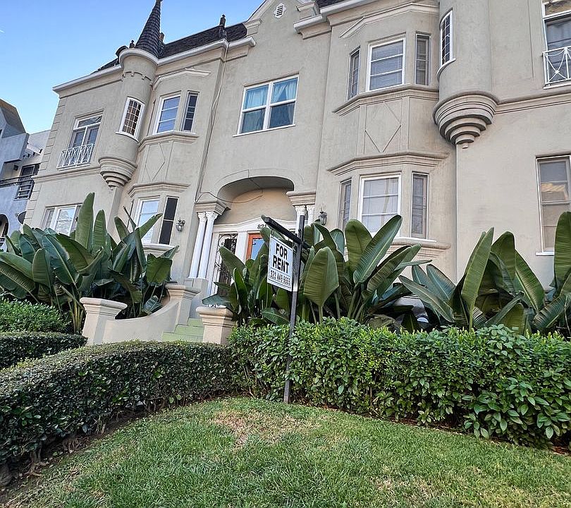 1st image of 821 S Wilton Pl #110