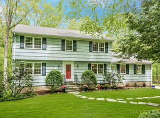 53 Merry Ln, Weston, CT 06883