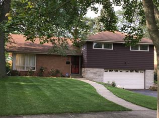 41 W Leslie Ln, Villa Park, IL