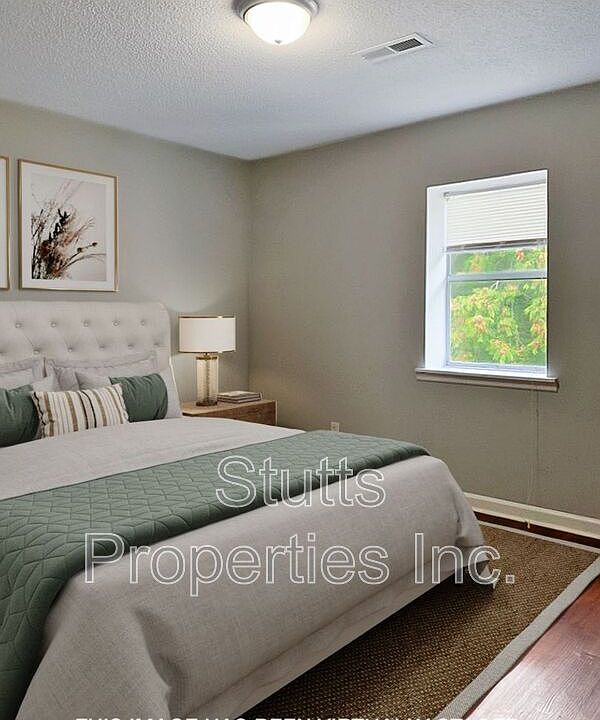 108 Watts Bar St UNIT 3, Sheffield, AL 35660 Zillow