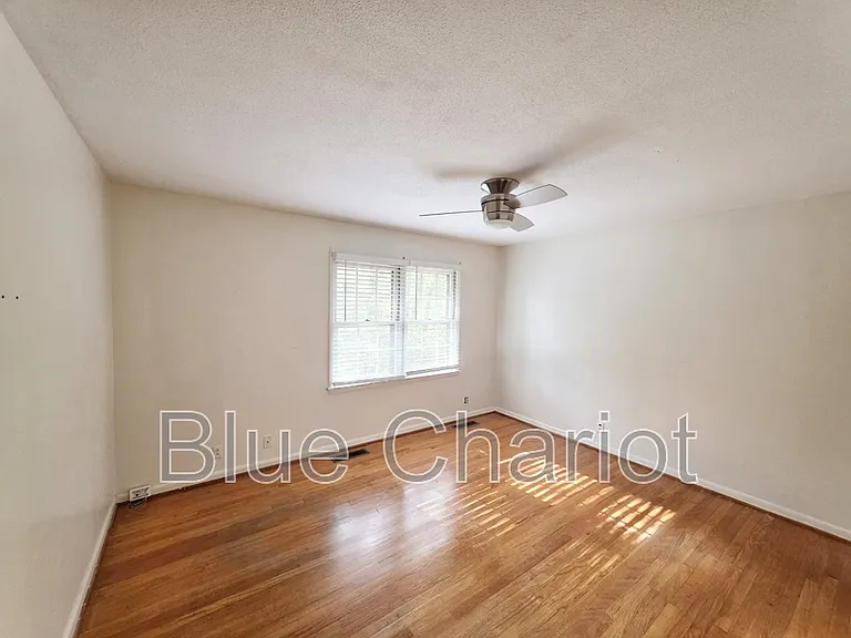 3109 Merrill Ct — Photo 10
