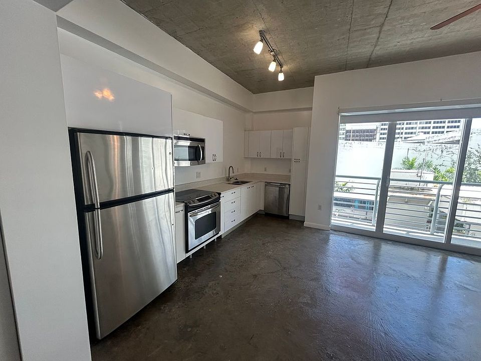 1st image of 133 NE 2nd Ave APT 510