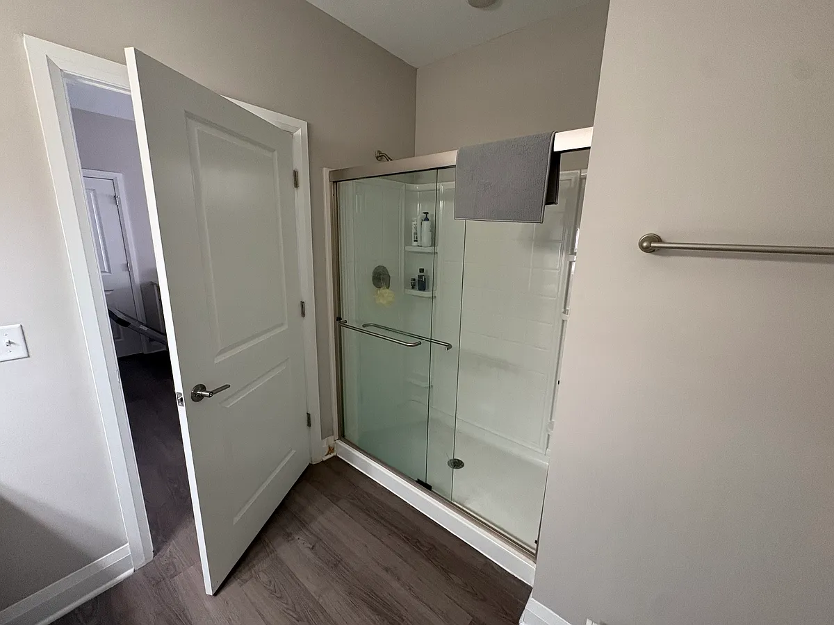 Building Photo - 770 Waldron St #207