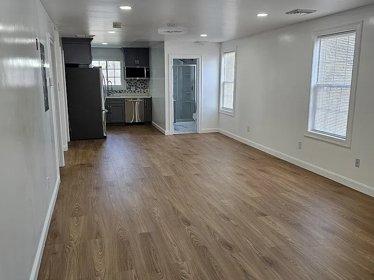 142 Ballston Ave #2 — Photo 20