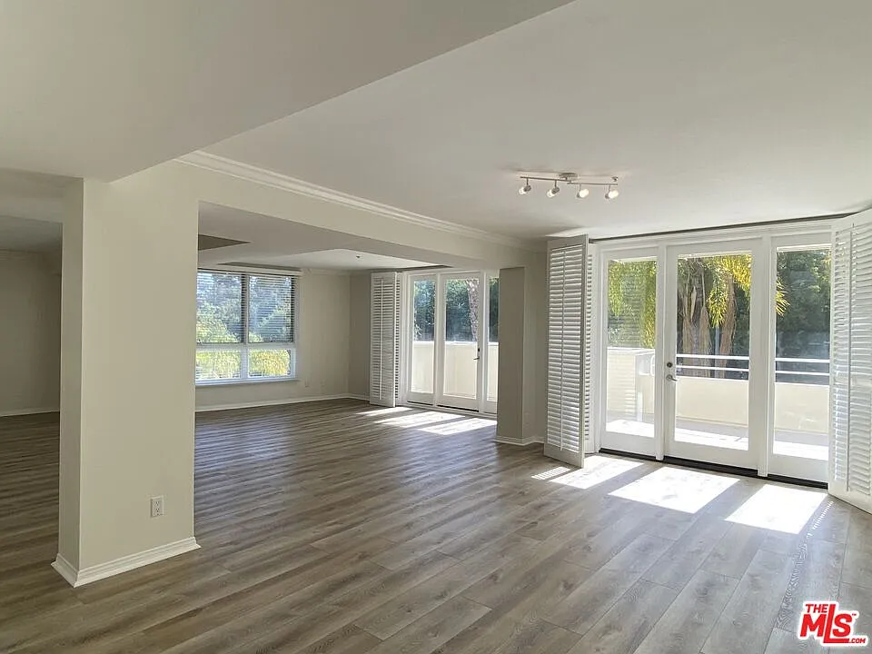 2 bed, 1754 sqft, $6,150 — Photo 2