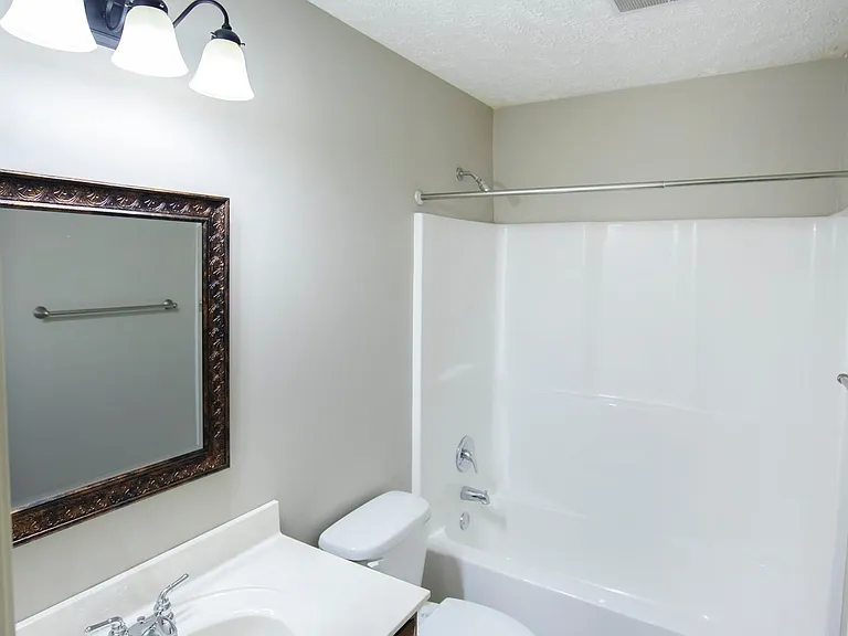 Centennial Place — Photo 8