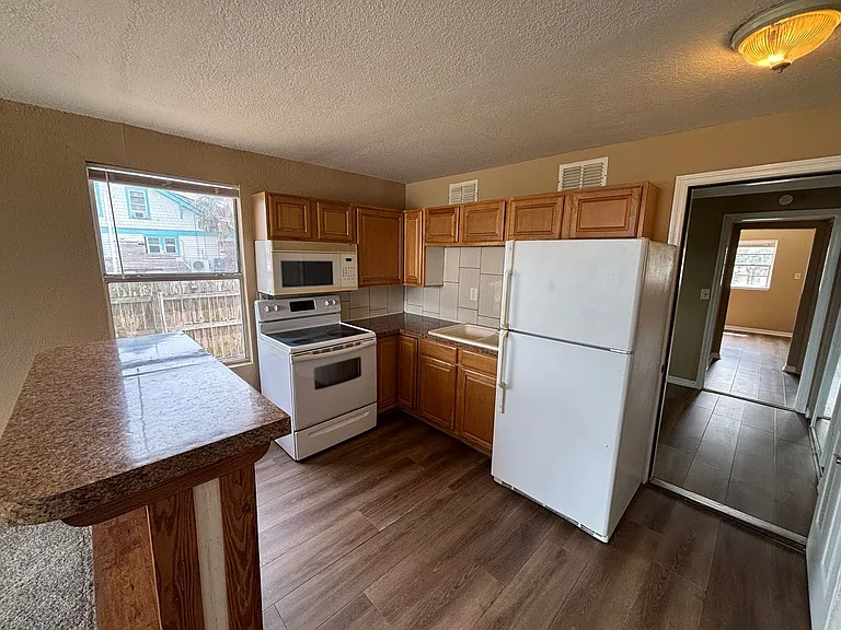 30 S Grandview Ave — Photo 9
