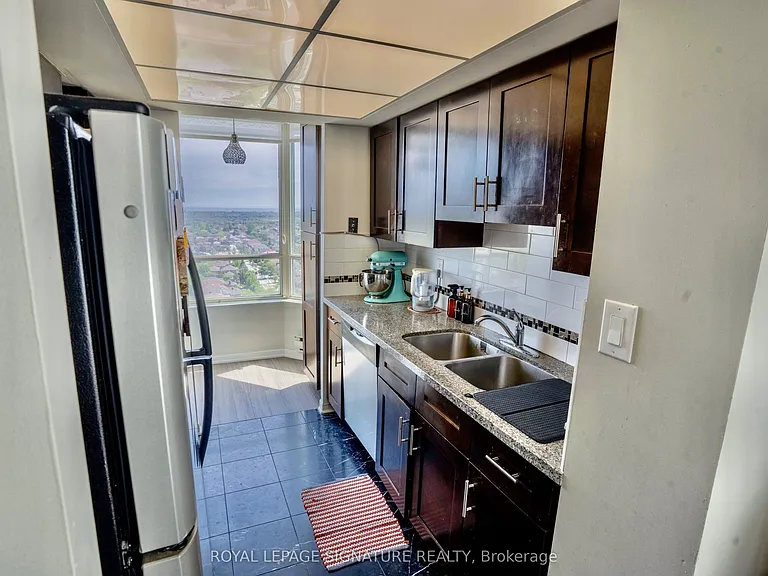 550 Webb Dr #1905 — Photo 8