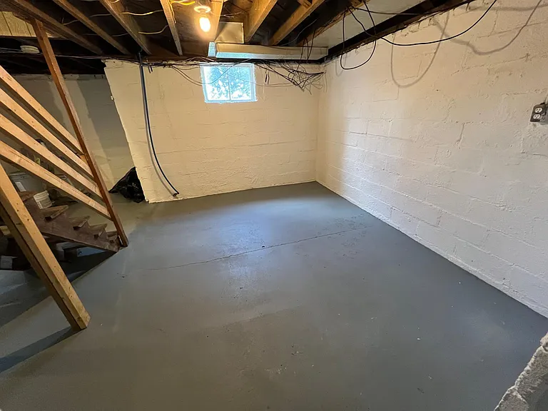 107 Steele Ave — Photo 27