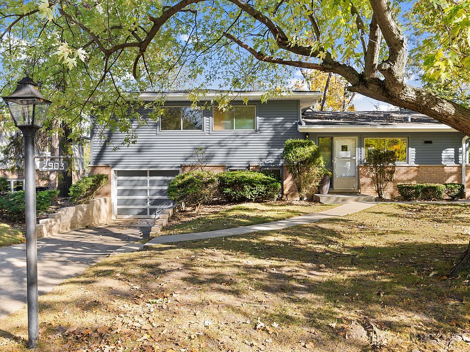1st image of 2903 Summit Ave