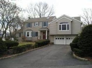 3 Breen Ter, Wayne, NJ 07470