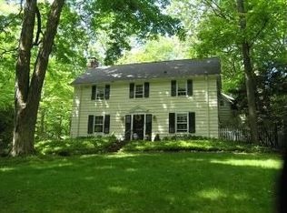 6 N Beechcroft Rd, Short Hills, NJ 07078