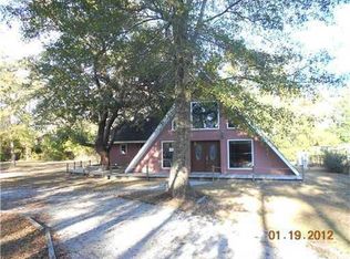 528 Pear St, Ocean Springs, MS 39564