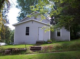 205 Randolph St W, Rosholt, WI 54473