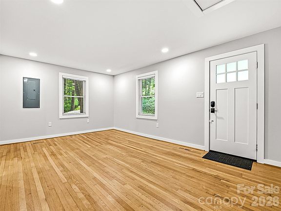 4th image of 468 Governors View Rd