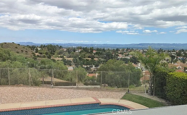 19584 Shadow Glen Cir — Photo 46