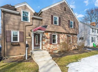 170 Thornton Rd, Rochester, NY 14617