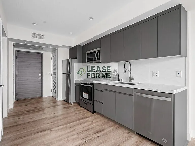 848 S Mariposa Ave #702 — Photo 19