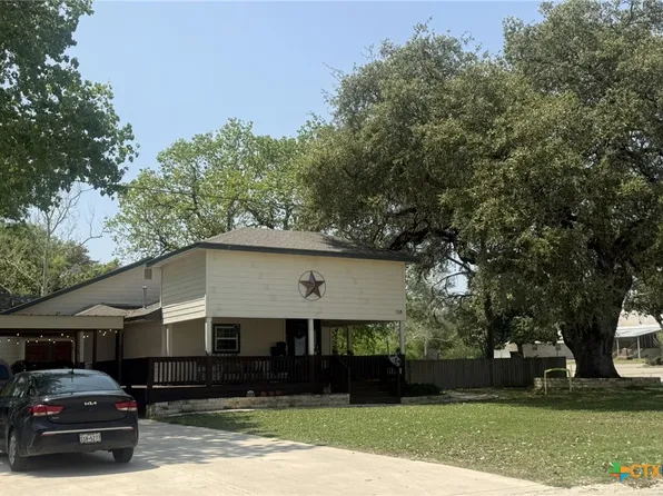 108 Guerra St, Stockdale, TX 78160