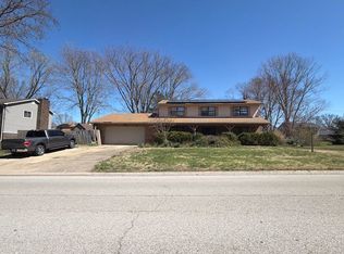 1008 N Smiley St, O'Fallon, IL