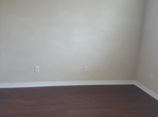 1613 Black Duck Ter APT B, Carrollton, TX 75010