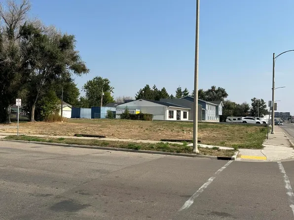 524 2nd St W, Williston, ND 58801