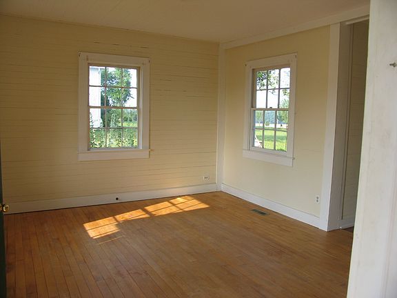 2nd image of 7790 Fairview Farm Rd