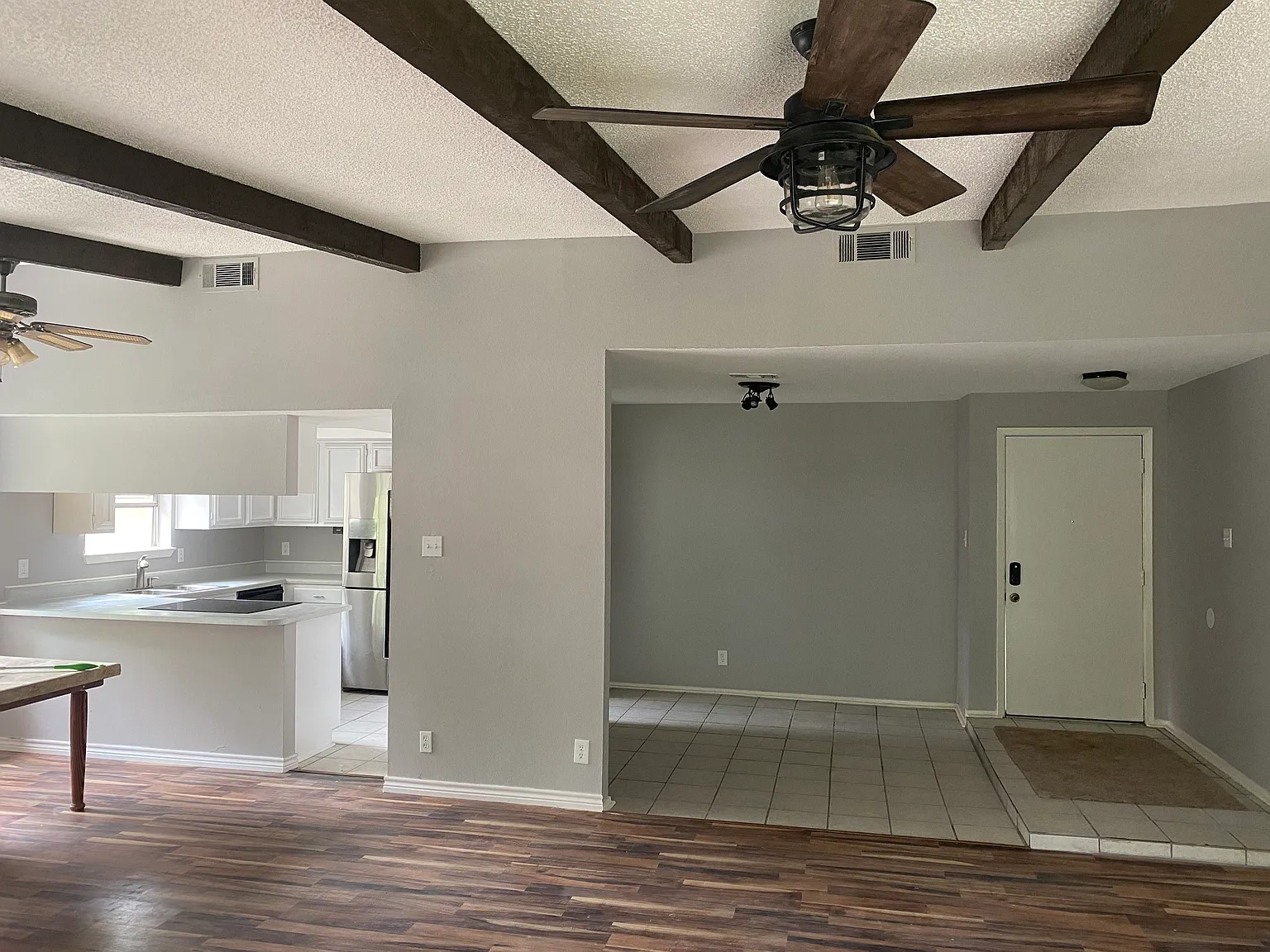 5009 Tiffany Ln — Photo 4