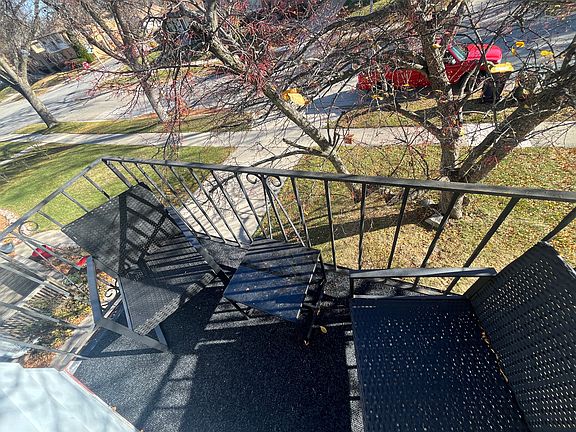 5th image of 2115 S 96th St