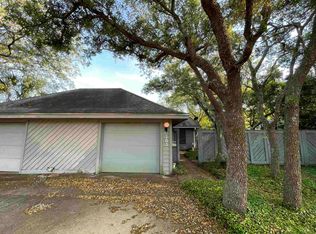 151 Kevin Dr, Gulf Breeze, FL 32561