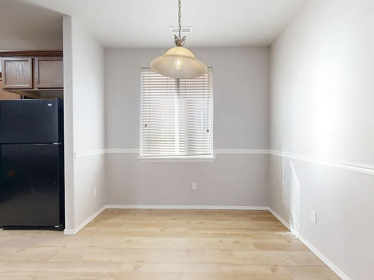 1143 SW Carver St — Photo 14