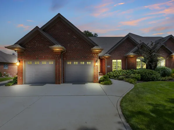 5618 Fountain View Dr, Wheatfield, IN 46392