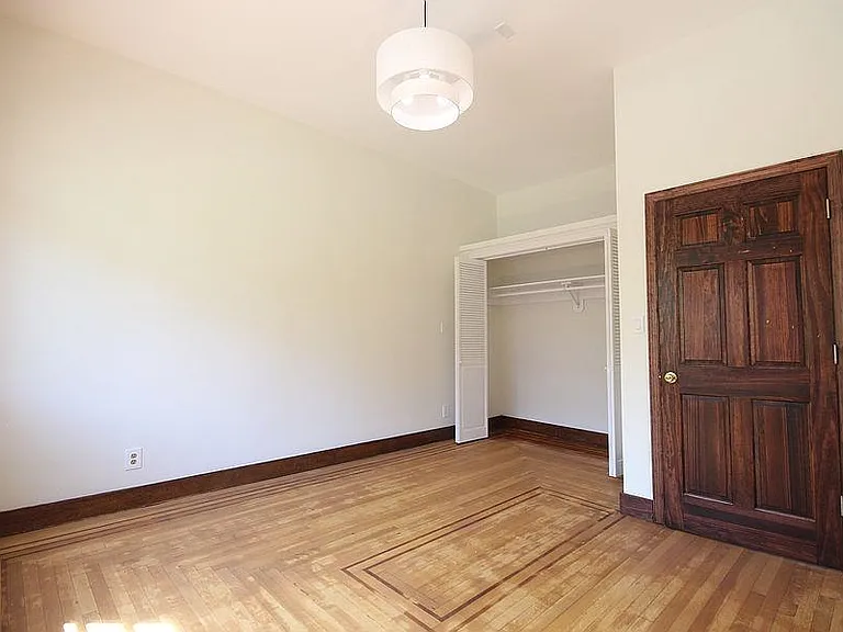 126 Washington St #1 — Photo 12