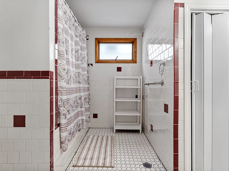 282 Boston Ave #1 — Photo 9