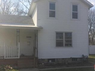 108 N Lincoln Ave, Three Rivers, MI 49093