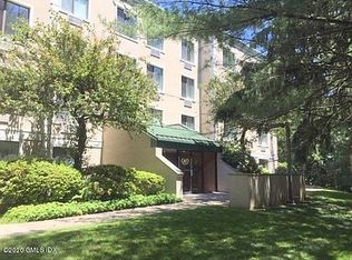 1535 E Putnam Ave APT 408, Greenwich, CT 06870