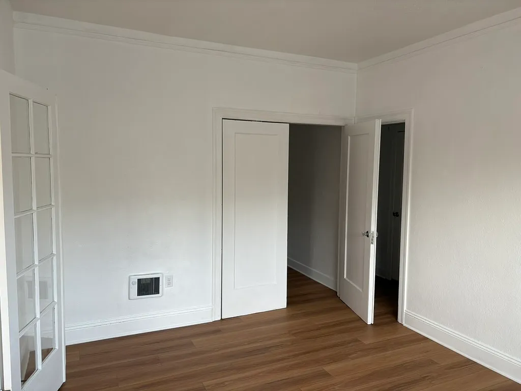 845 Stannage Ave — Photo 3