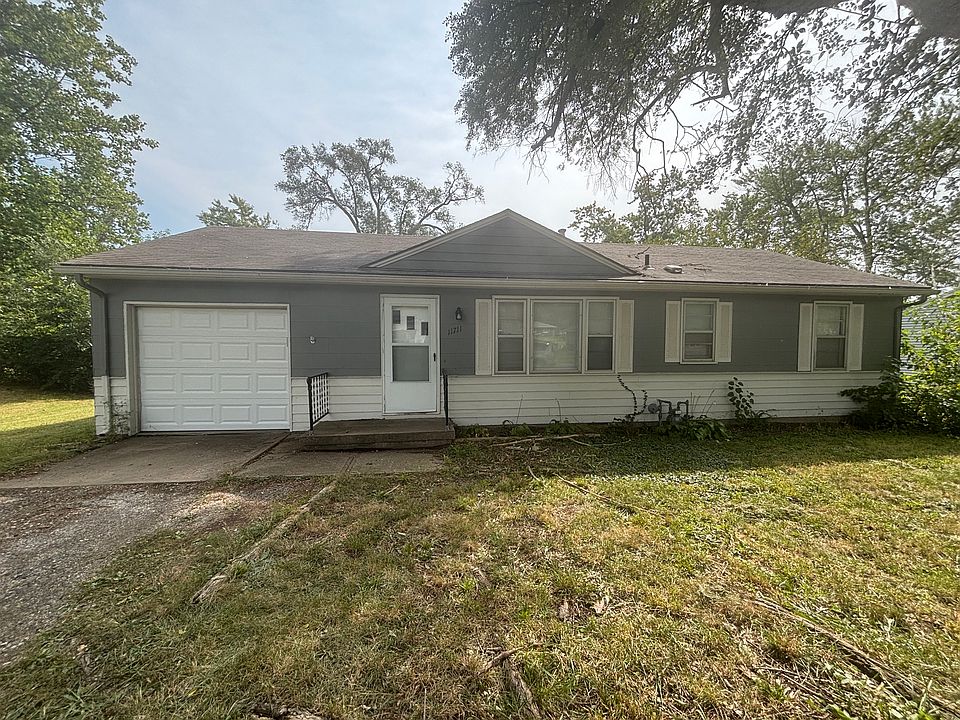 1st image of 11711 Lawndale Ave