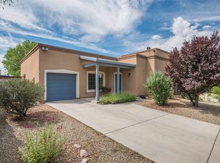 7105 Calientito Loop, Santa Fe, NM 87507